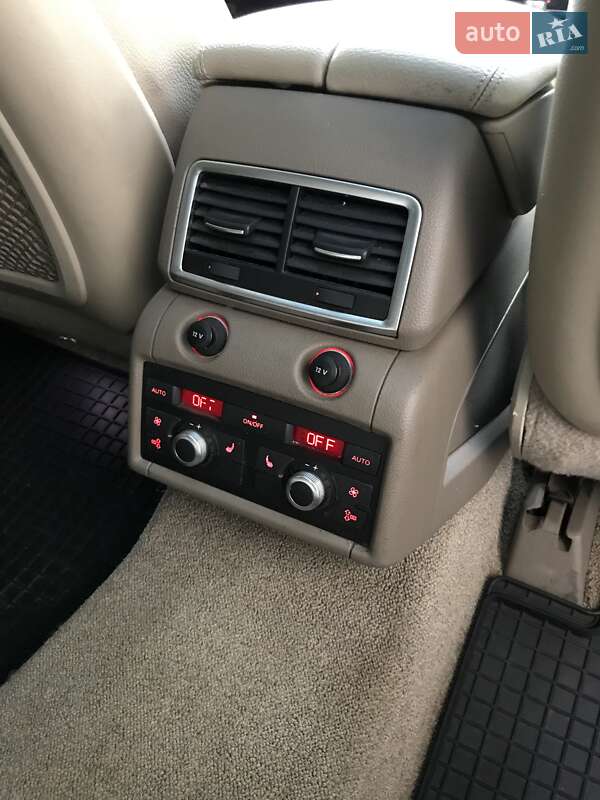 Внедорожник / Кроссовер Audi Q7 2007 в Ужгороде