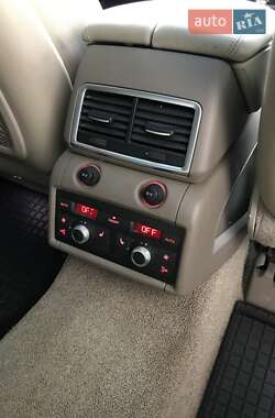 Внедорожник / Кроссовер Audi Q7 2007 в 