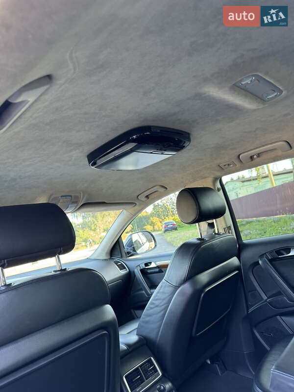 Внедорожник / Кроссовер Audi Q7 2008 в Дубно