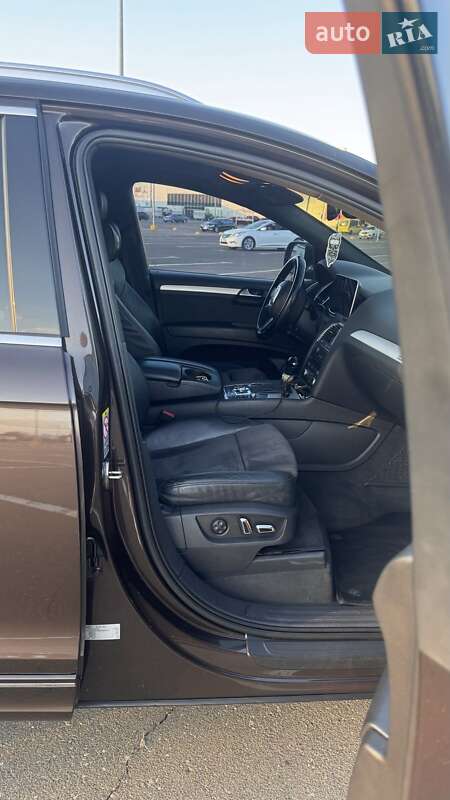 Позашляховик / Кросовер Audi Q7 2011 в Одесі