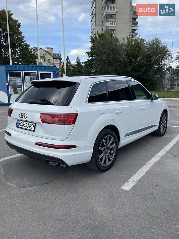 Внедорожник / Кроссовер Audi Q7 2016 в Львове