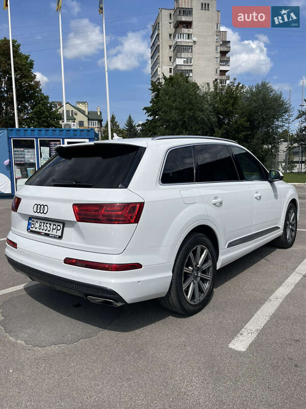 Внедорожник / Кроссовер Audi Q7 2016 в Львове