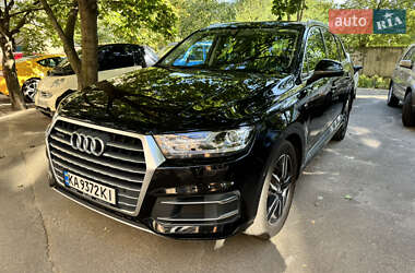 Внедорожник / Кроссовер Audi Q7 2016 в Киеве