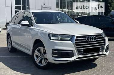 Позашляховик / Кросовер Audi Q7 2018 в Києві