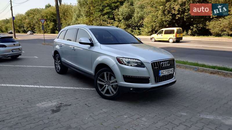 Позашляховик / Кросовер Audi Q7 2011 в Луцьку