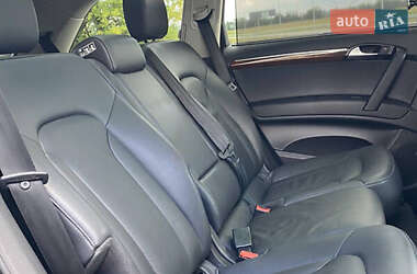 Внедорожник / Кроссовер Audi Q7 2014 в 