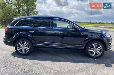 Внедорожник / Кроссовер Audi Q7 2014 в 