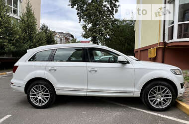 Позашляховик / Кросовер Audi Q7 2014 в Києві