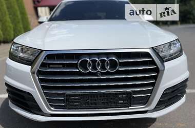 Позашляховик / Кросовер Audi Q7 2017 в Тернополі