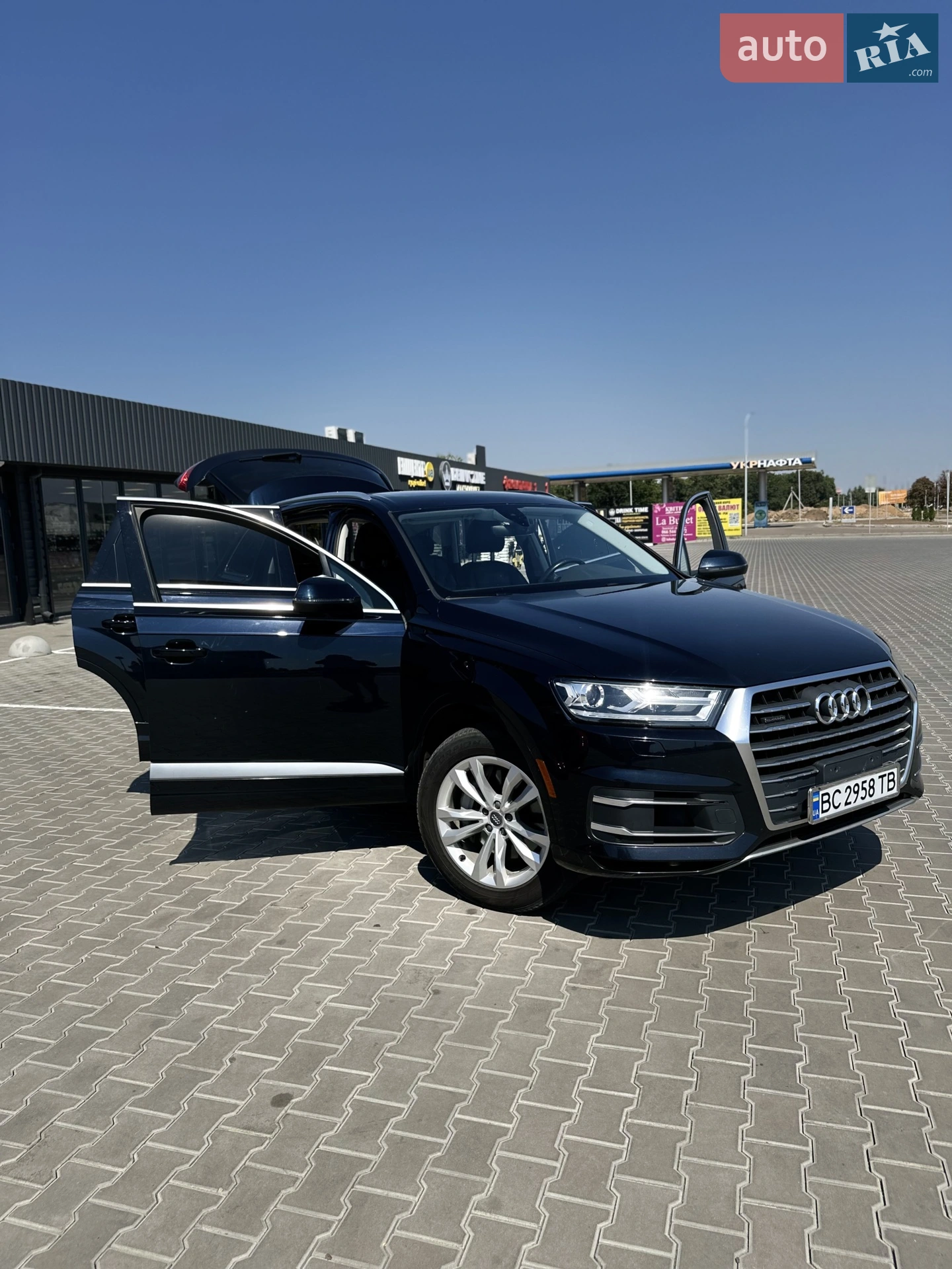 2017 Audi Q7 - мініатюра 16