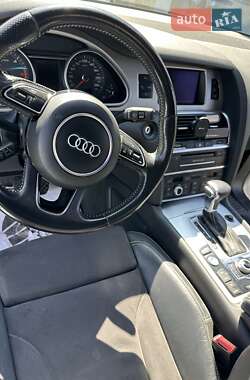 Позашляховик / Кросовер Audi Q7 2014 в 