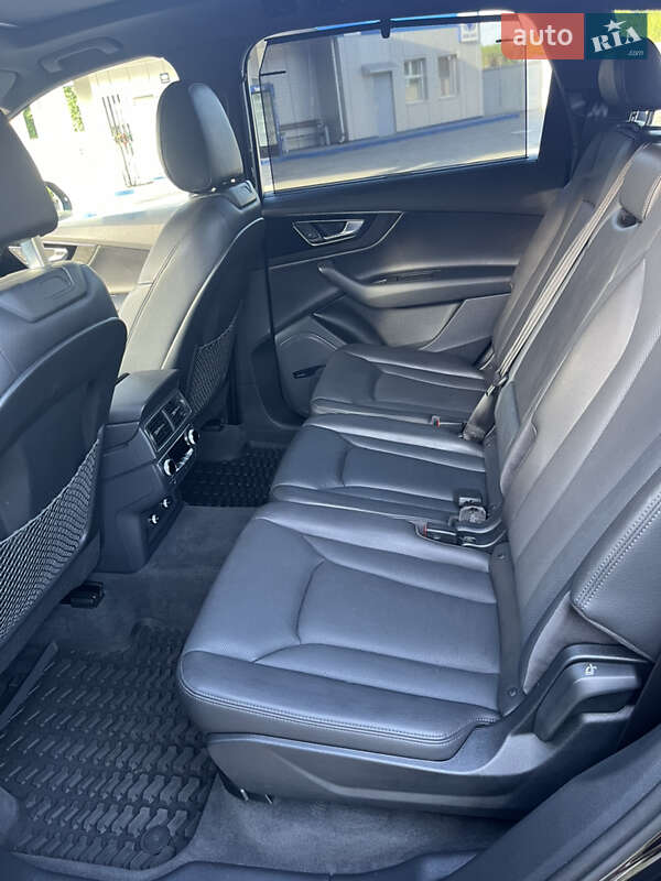 Внедорожник / Кроссовер Audi Q7 2019 в Запорожье