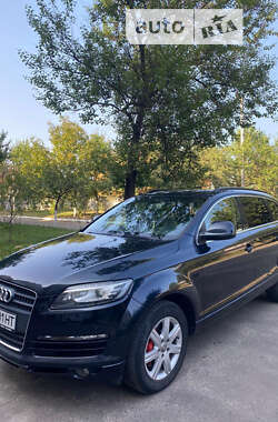 Позашляховик / Кросовер Audi Q7 2006 в Здолбуніві