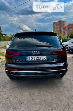 Внедорожник / Кроссовер Audi Q7 2013 в Киеве