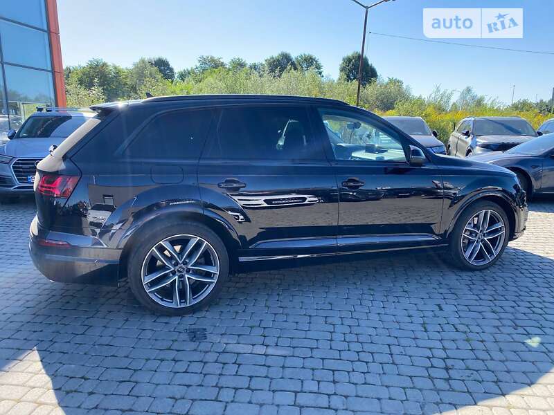 Внедорожник / Кроссовер Audi Q7 2017 в Львове