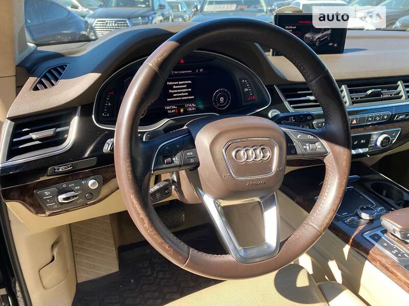 Внедорожник / Кроссовер Audi Q7 2017 в Львове