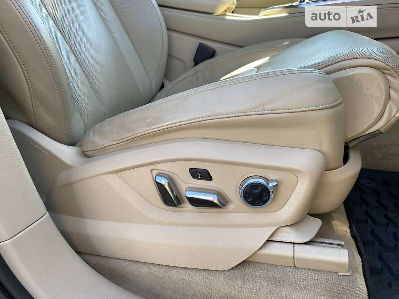 Внедорожник / Кроссовер Audi Q7 2017 в Львове