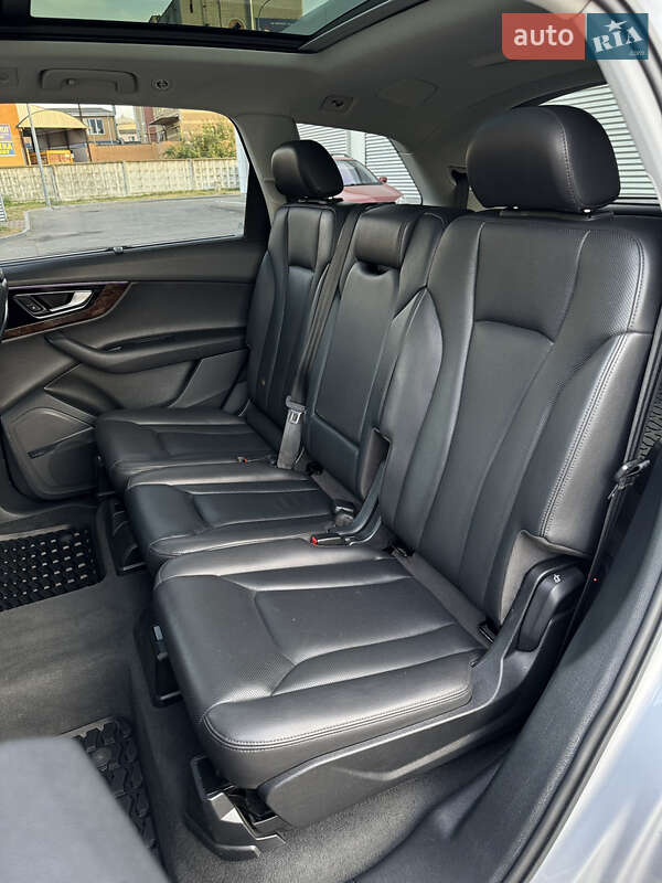 Позашляховик / Кросовер Audi Q7 2018 в Сумах