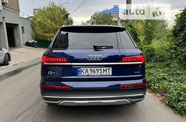 Внедорожник / Кроссовер Audi Q7 2022 в Киеве