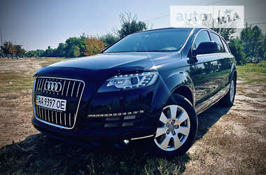 Позашляховик / Кросовер Audi Q7 2013 в Києві