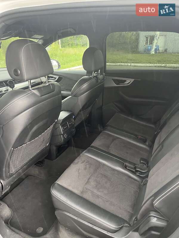 Позашляховик / Кросовер Audi Q7 2018 в Києві