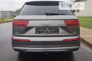 Внедорожник / Кроссовер Audi Q7 2017 в Старом Самборе