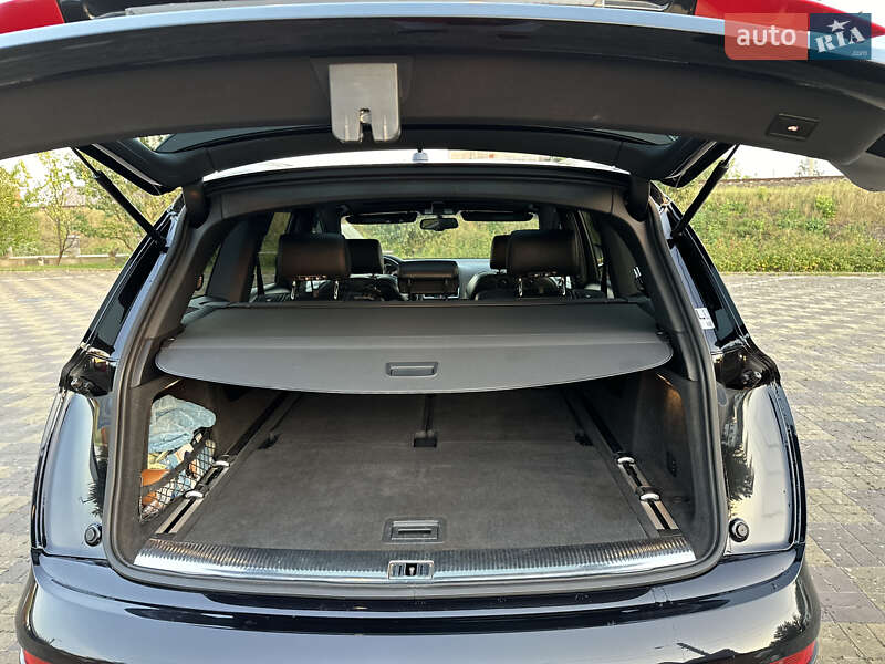 Позашляховик / Кросовер Audi Q7 2010 в Самборі