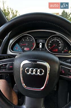 Внедорожник / Кроссовер Audi Q7 2010 в 