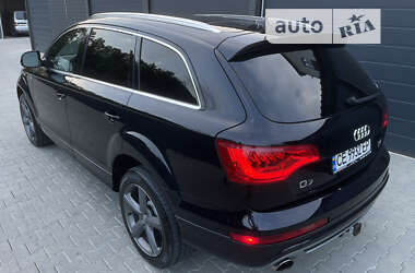 Внедорожник / Кроссовер Audi Q7 2015 в Черновцах