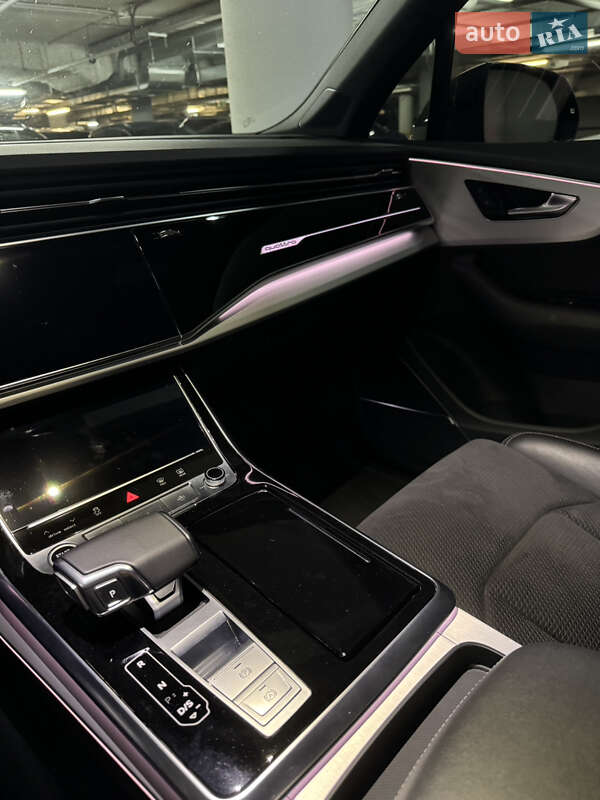 Внедорожник / Кроссовер Audi Q7 2022 в Киеве