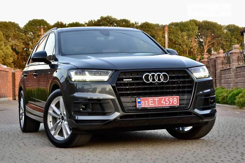 Позашляховик / Кросовер Audi Q7 2019 в Рівному