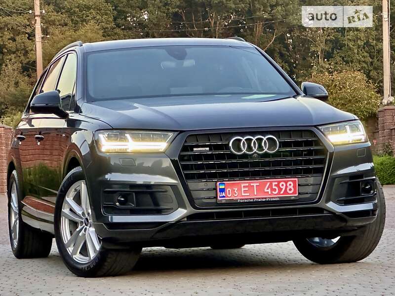 Позашляховик / Кросовер Audi Q7 2019 в Рівному