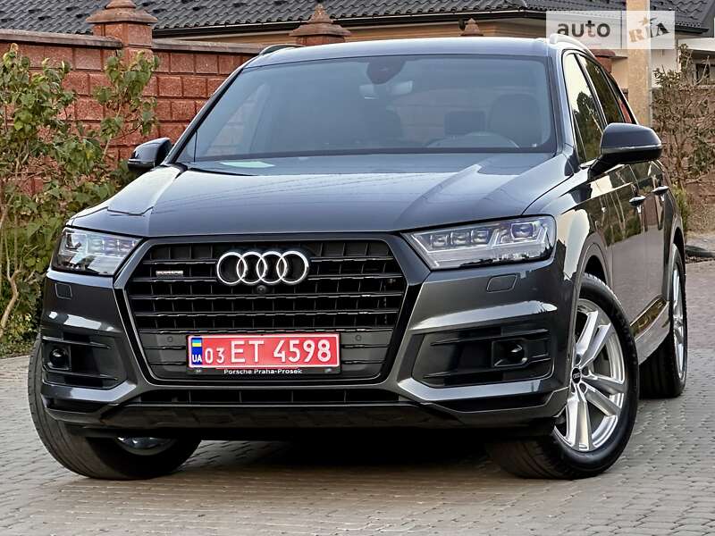 Позашляховик / Кросовер Audi Q7 2019 в Рівному