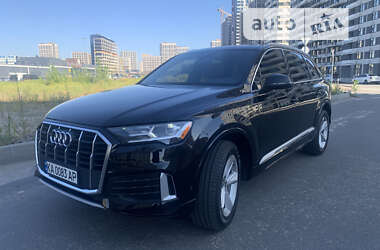 Позашляховик / Кросовер Audi Q7 2021 в Києві