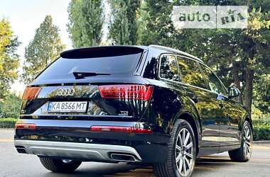 Внедорожник / Кроссовер Audi Q7 2016 в Киеве