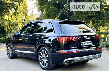 Внедорожник / Кроссовер Audi Q7 2016 в Киеве