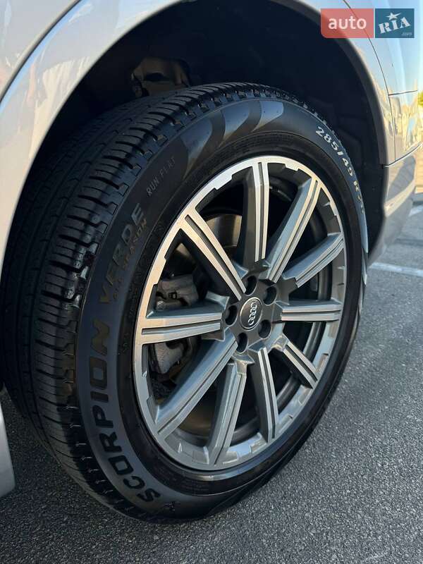 Позашляховик / Кросовер Audi Q7 2017 в Києві фото 13 Позашляховик / Кросовер Audi Q7 2017 в Києві