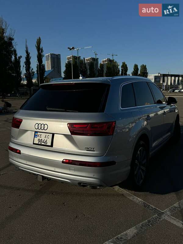Позашляховик / Кросовер Audi Q7 2017 в Києві фото 7 Позашляховик / Кросовер Audi Q7 2017 в Києві