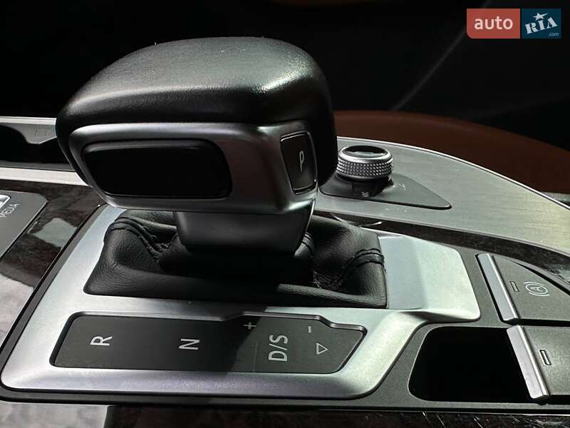Позашляховик / Кросовер Audi Q7 2015 в Рівному фото 62 Позашляховик / Кросовер Audi Q7 2015 в Рівному