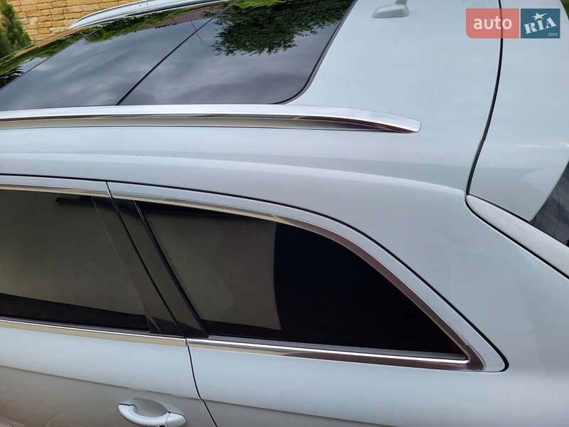 Позашляховик / Кросовер Audi Q7 2014 в Острозі