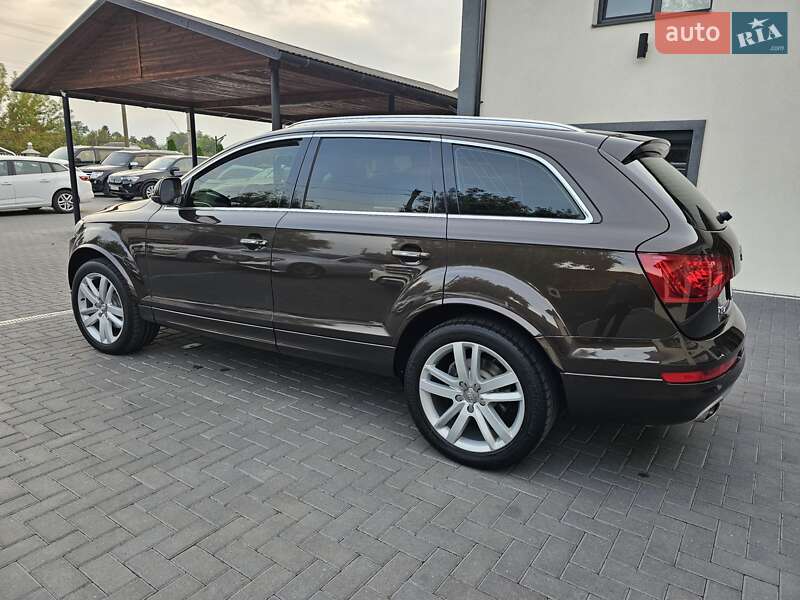 Позашляховик / Кросовер Audi Q7 2012 в Коломиї
