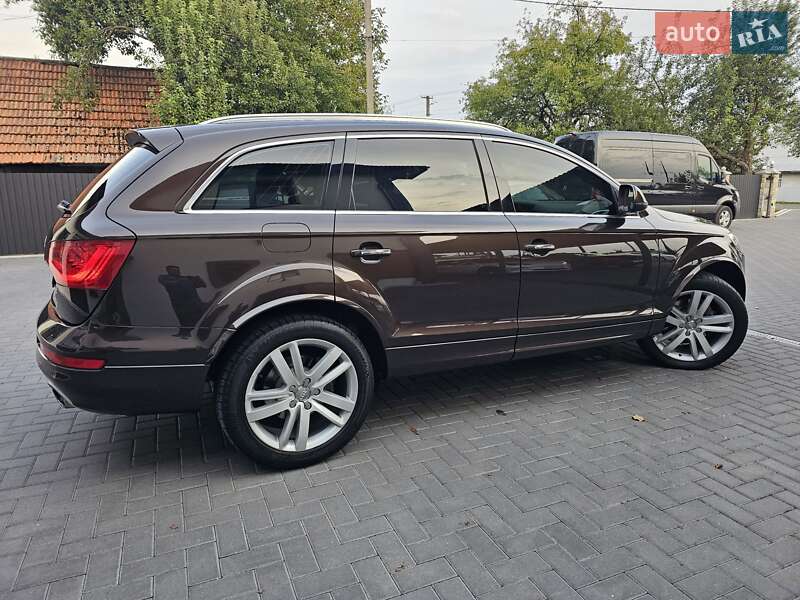 Позашляховик / Кросовер Audi Q7 2012 в Коломиї