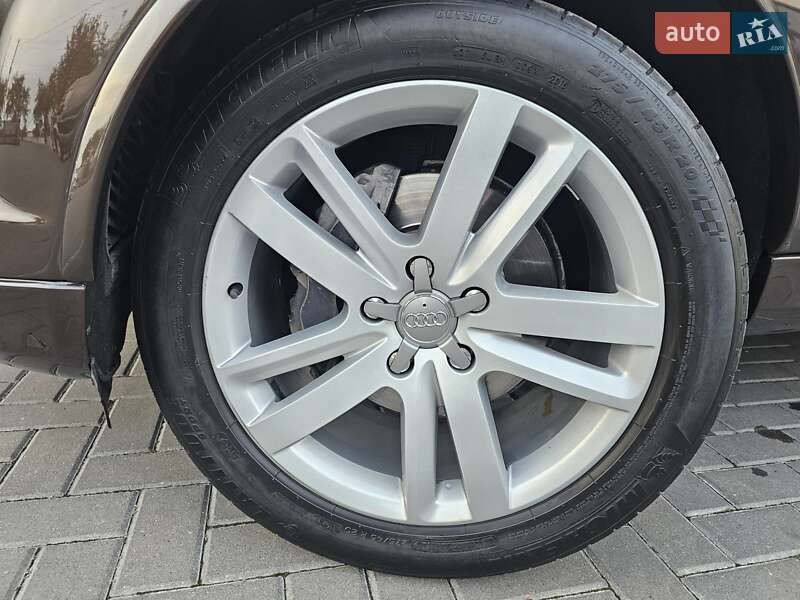 Позашляховик / Кросовер Audi Q7 2012 в Коломиї