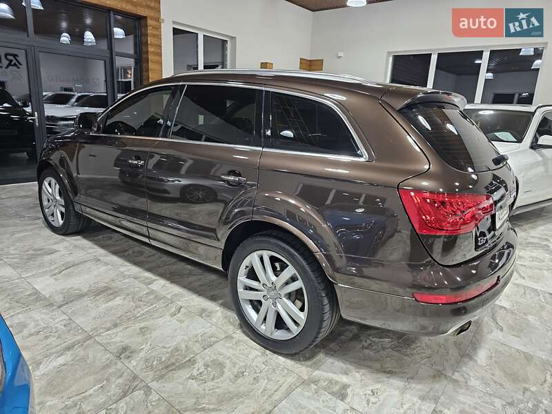 Позашляховик / Кросовер Audi Q7 2012 в Коломиї