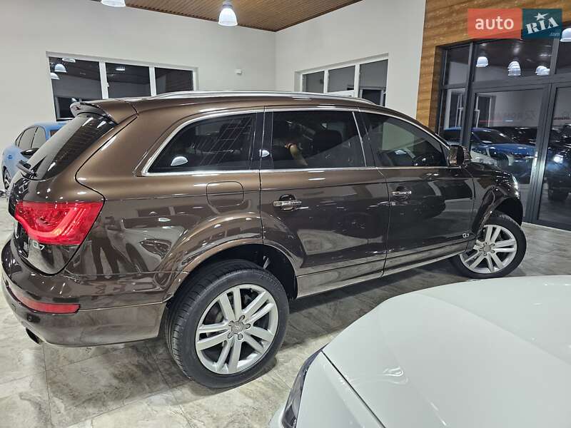 Позашляховик / Кросовер Audi Q7 2012 в Коломиї