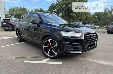 Внедорожник / Кроссовер Audi Q7 2017 в Киеве