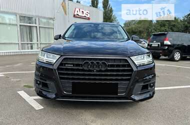 Позашляховик / Кросовер Audi Q7 2017 в Києві