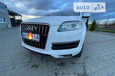 Внедорожник / Кроссовер Audi Q7 2012 в Ужгороде