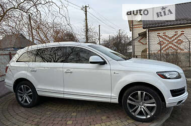 Позашляховик / Кросовер Audi Q7 2015 в Решетилівці