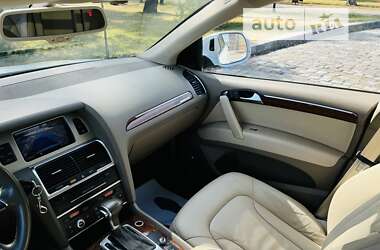 Внедорожник / Кроссовер Audi Q7 2014 в Киеве